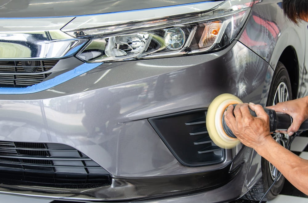 The Best Car Paint Solutions for Santa Maria Drivers 2 skilled technicians
