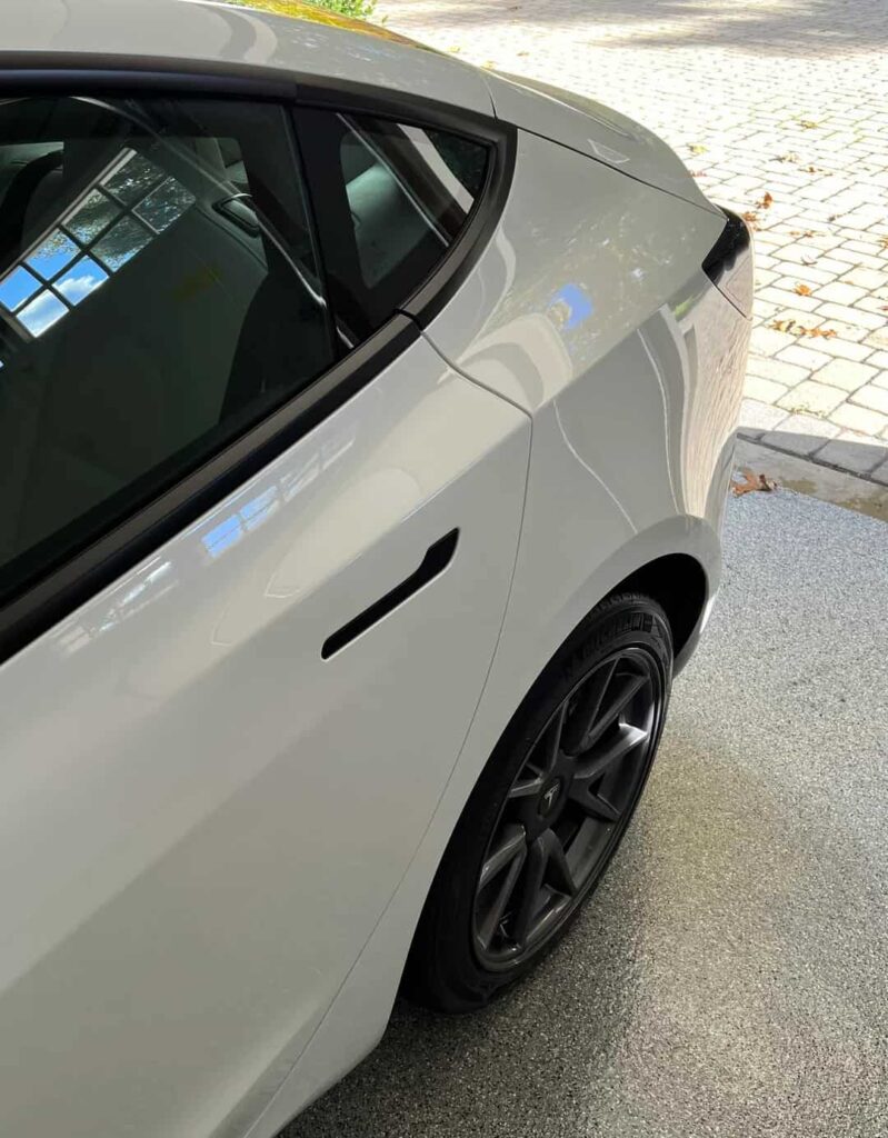 Pearl White Auto Paint